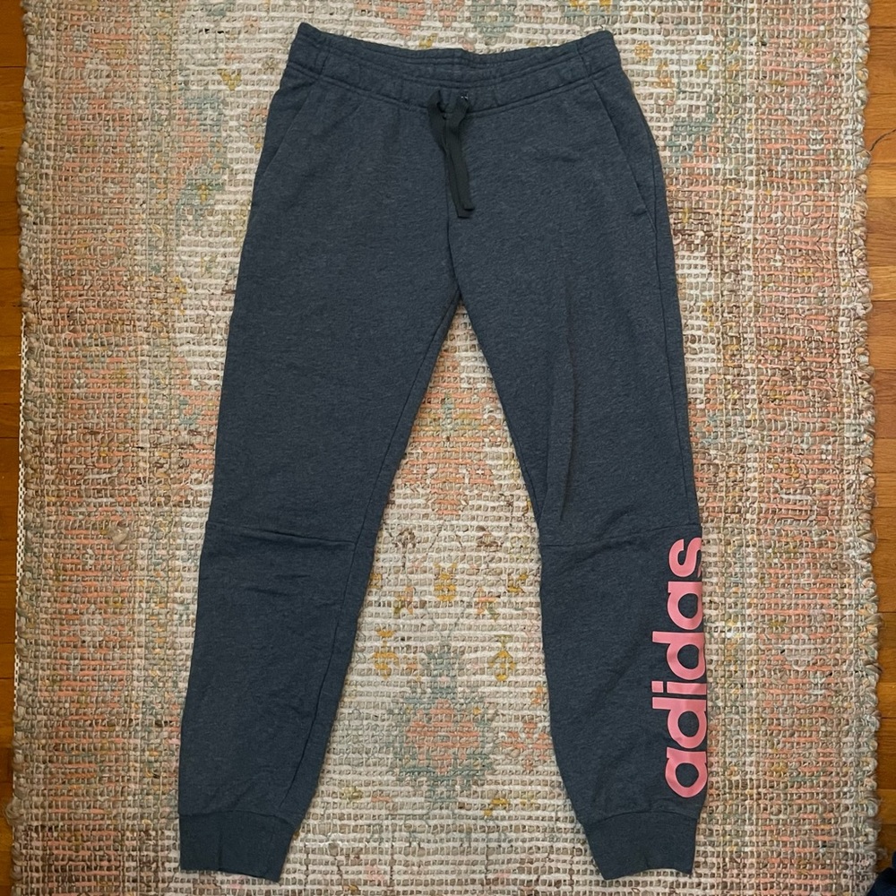Adidas - grey jogger sweatpants